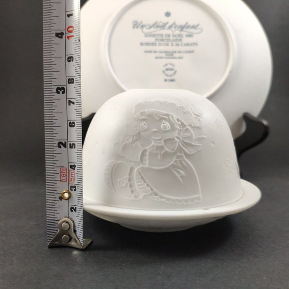 Set of Bisque Porcelain Snowy Christmas Children Decorations - Picture 6 of 8